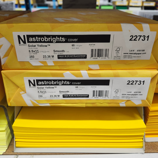 Astrobright Gamma Green 65# Cardstock – The Paper Store and More