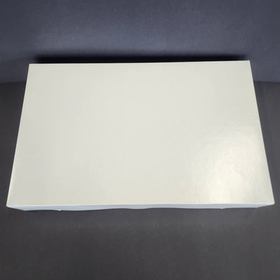 White 19x12x3 Gift Box