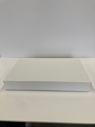 White 15x9.5x2 Gift Box