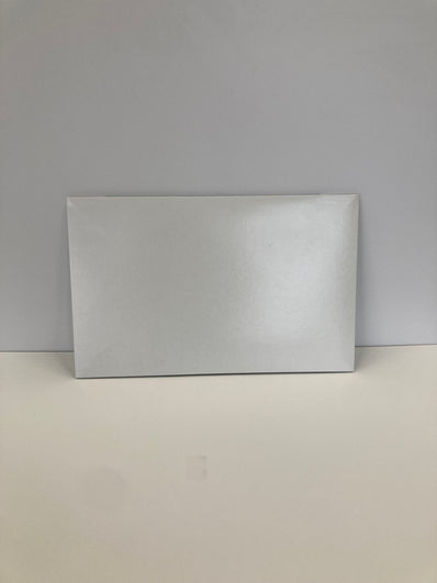 White 15x9.5x2 Gift Box